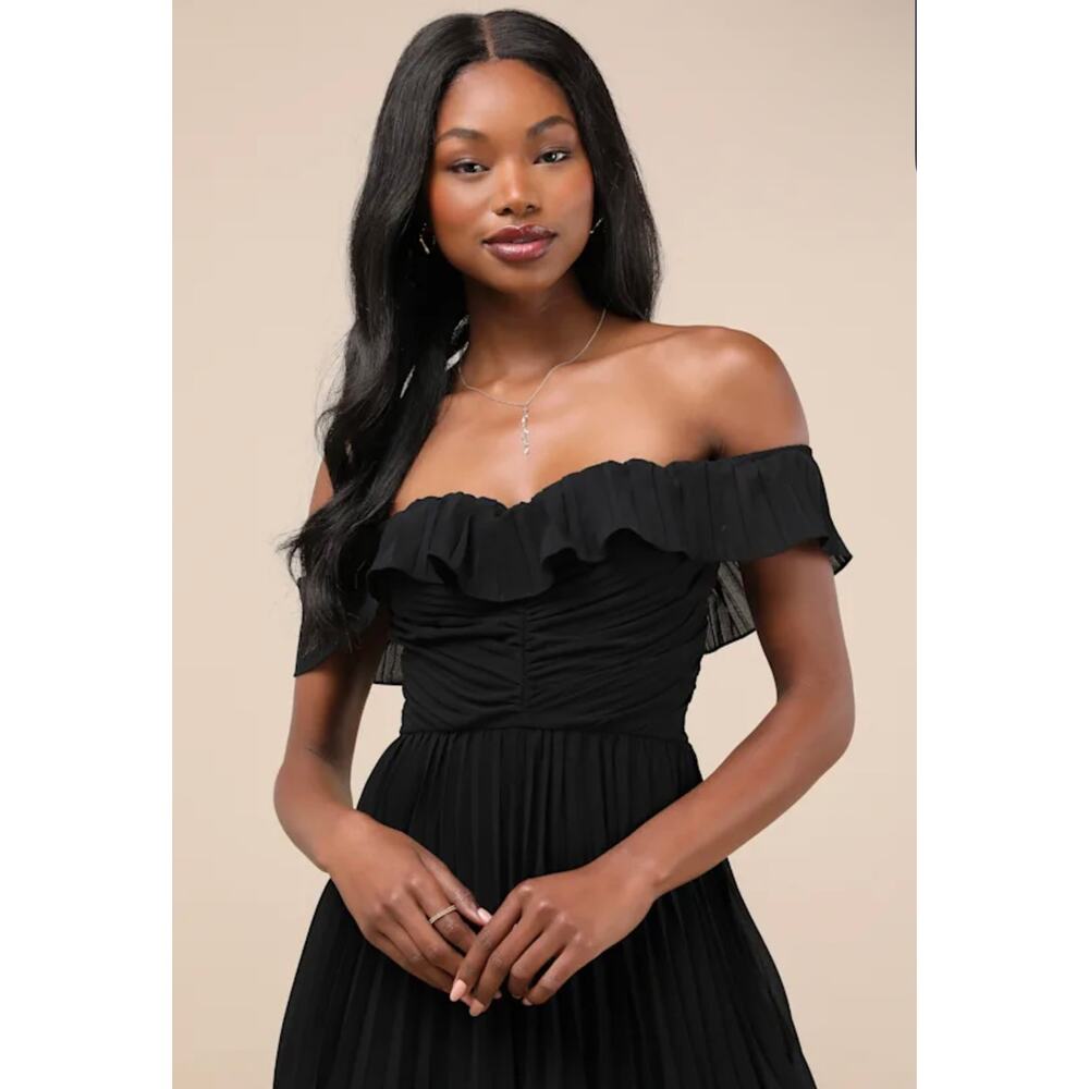 Lulus Always Remarkable Black Pleated Tiered Off Shoulder Maxi Dress M - Picture 3 of 8